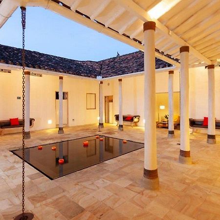 Casa Oniri Hotel Boutique บาริชารา ภายนอก รูปภาพ